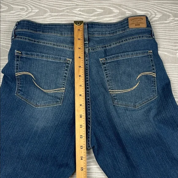 Levi’s Strauss Signature Gold Mid-Rise Skinny Ladies Jeans 30w Pre Owned - Picture 12 of 12